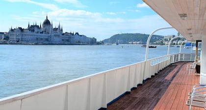 Grand Jules Boat Hotel Budapest