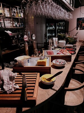 含每日歐陸早餐