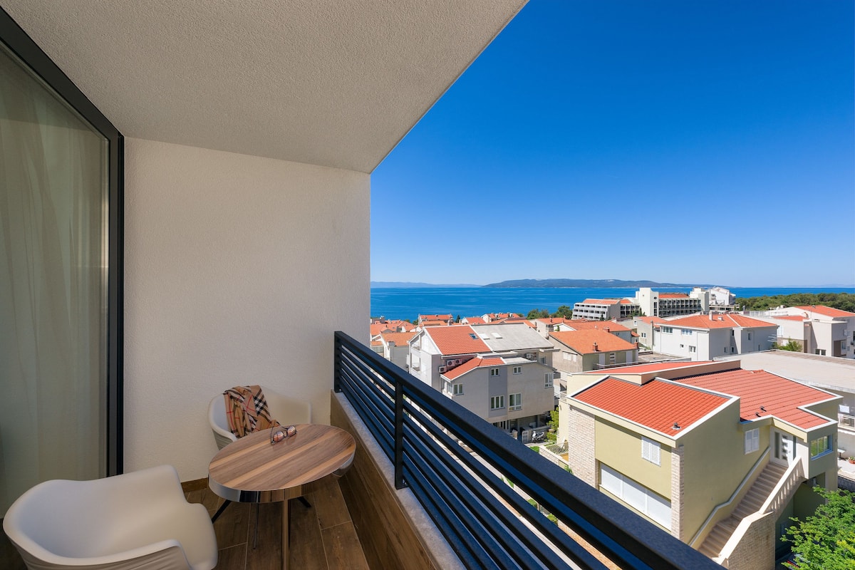 Deluxe Double Room, Balcony, Partial Sea View