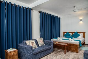 Chambre familiale, 1 chambre | Bureau, espace de travail pour ordinateurs portables