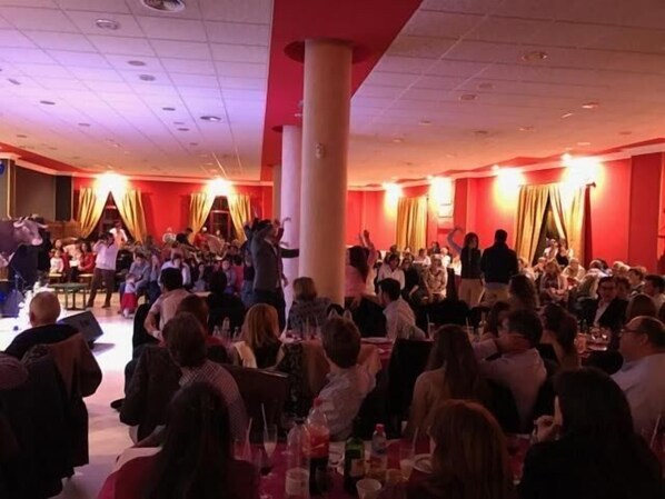 Banquet hall