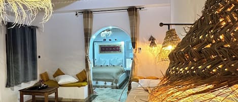 Suite Deluxe, 1 habitación, vista a la montaña | Sábanas italianas Frette y ropa de cama de alta calidad