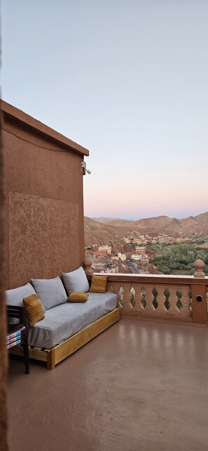 Terrace/patio - Auberge Miguirne chez Ali (Ait Sedrate Jbel El Soufla)