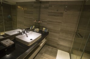 Shower, free toiletries, hair dryer, bathrobes