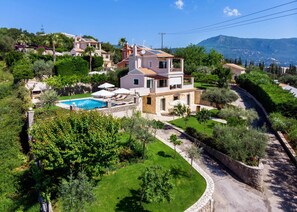 Aerial view - Il Tesori Dassia Villas (Corfu)
