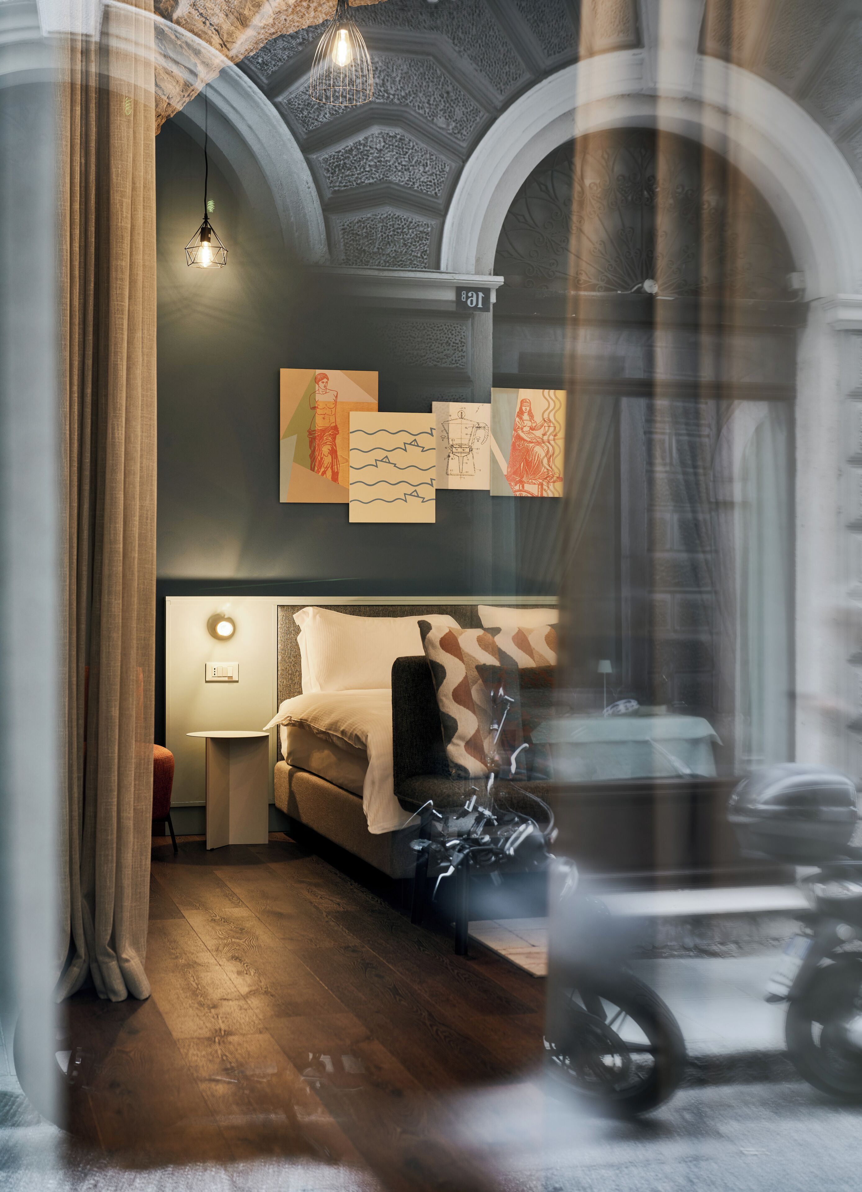 Photo - URBANAUTS STUDIOS Minelli