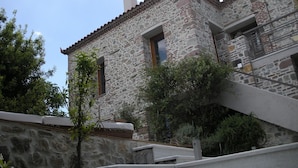 Villa, 2 Bedrooms | Terrace/patio - Villa Thermi (Lesvos)