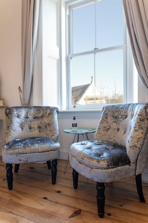 Superior Double or Twin Room, Ensuite | Individually decorated, individually furnished, blackout curtains