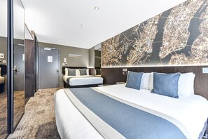 Standard Double or Twin Room | In-room safe, blackout drapes, soundproofing - Heeton Concept Hotel - Luma Hammersmith (London)