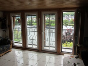 Panoramic Apartment, 2 Bedrooms, Balcony, River View
