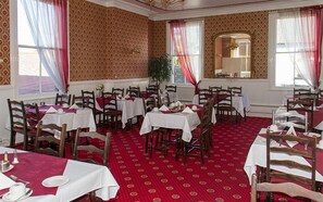 Lunch and dinner served - Imperial Hotel (Castle Douglas)