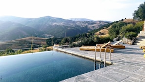 Outdoor pool - Azanias Chalet (Kalavrita)