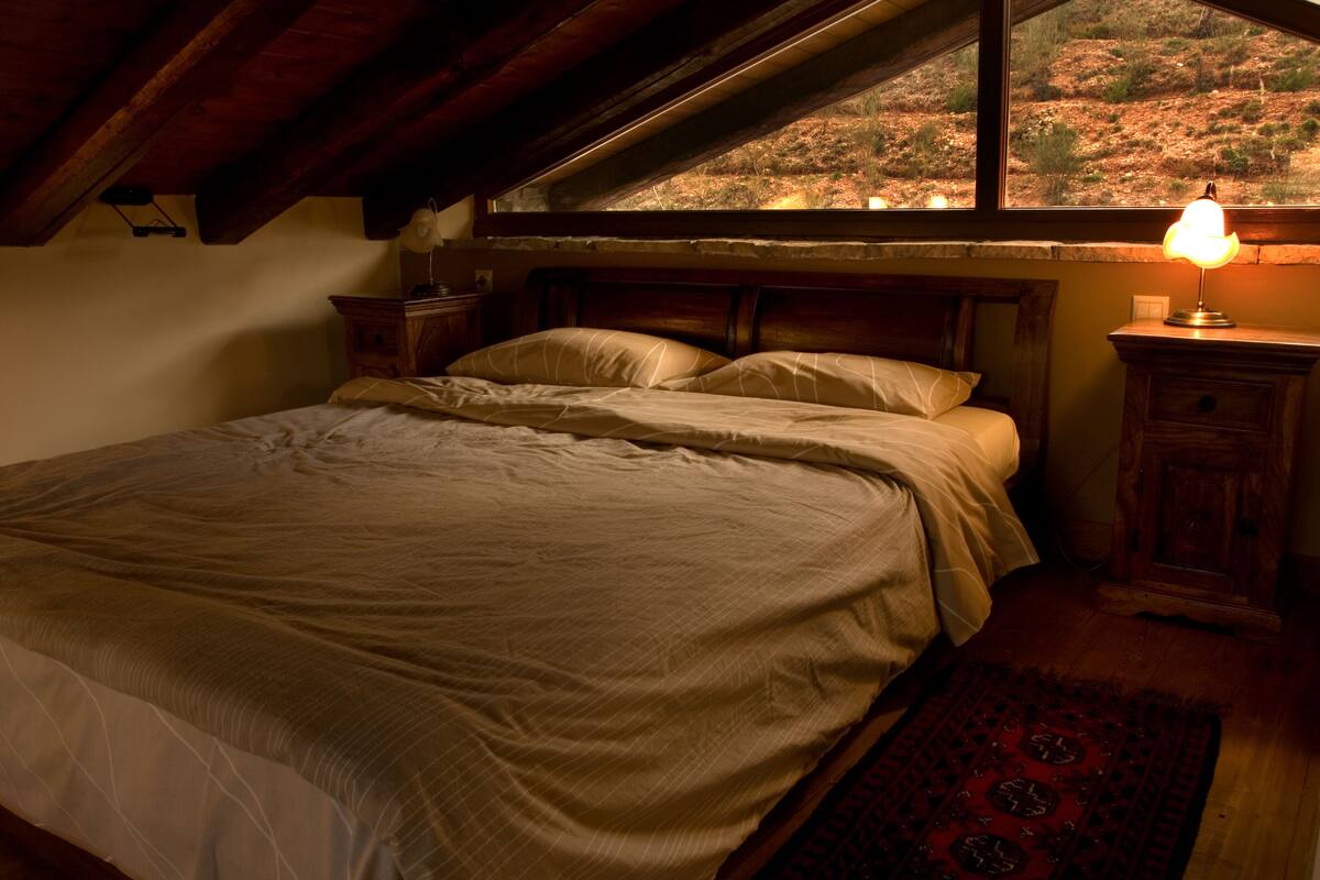 Superior Apartment (Split level) | Blackout curtains, free cots/infant beds, individually decorated