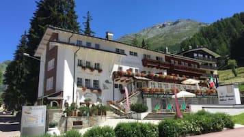 Facciata della struttura