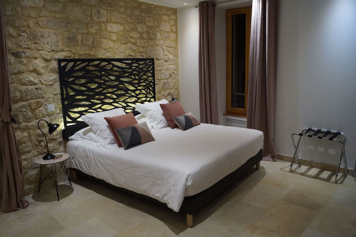 Suite Comfort, 2 camere da letto | Biancheria da letto di alta qualità, una scrivania, Wi-Fi gratuito