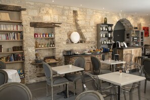 Interior - Hôtel La Tissandière (Lalbenque)