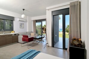 Studio, Sea View, Ground Floor (Melody) | Living area