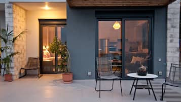 Studiolejlighed - havudsigt - stueetage (Melody) | Terrasse/gårdhave