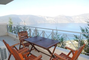 House, 2 Bedrooms (4) | Balcony - Skroponeria View Apartments (Chalcis)