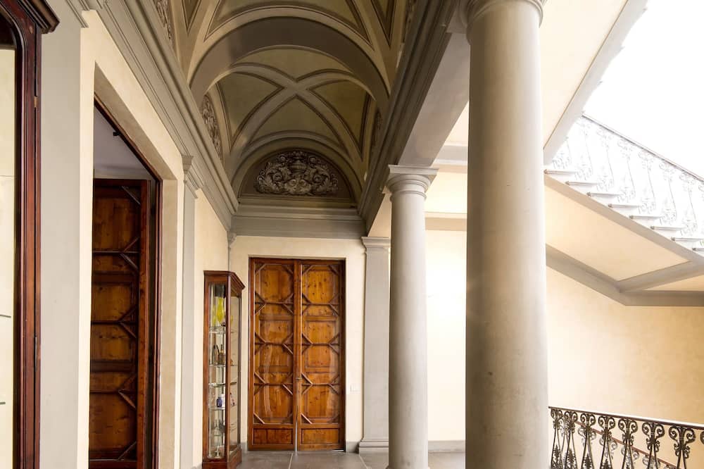 Casa Santo Nome di Gesù