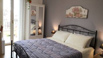 Desk, free cribs/infant beds, free WiFi, bed sheets