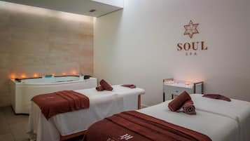 Couples treatment room(s), sauna, hot tub, steam room, body treatments