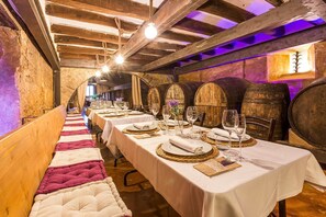 Restaurant - Masia Can Canyes & Spa (Sant Llorenc d'Hortons)