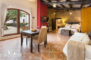 Loft (La Palissa) | Individualmente decorados, individualmente mobiliados, cortinas blackout