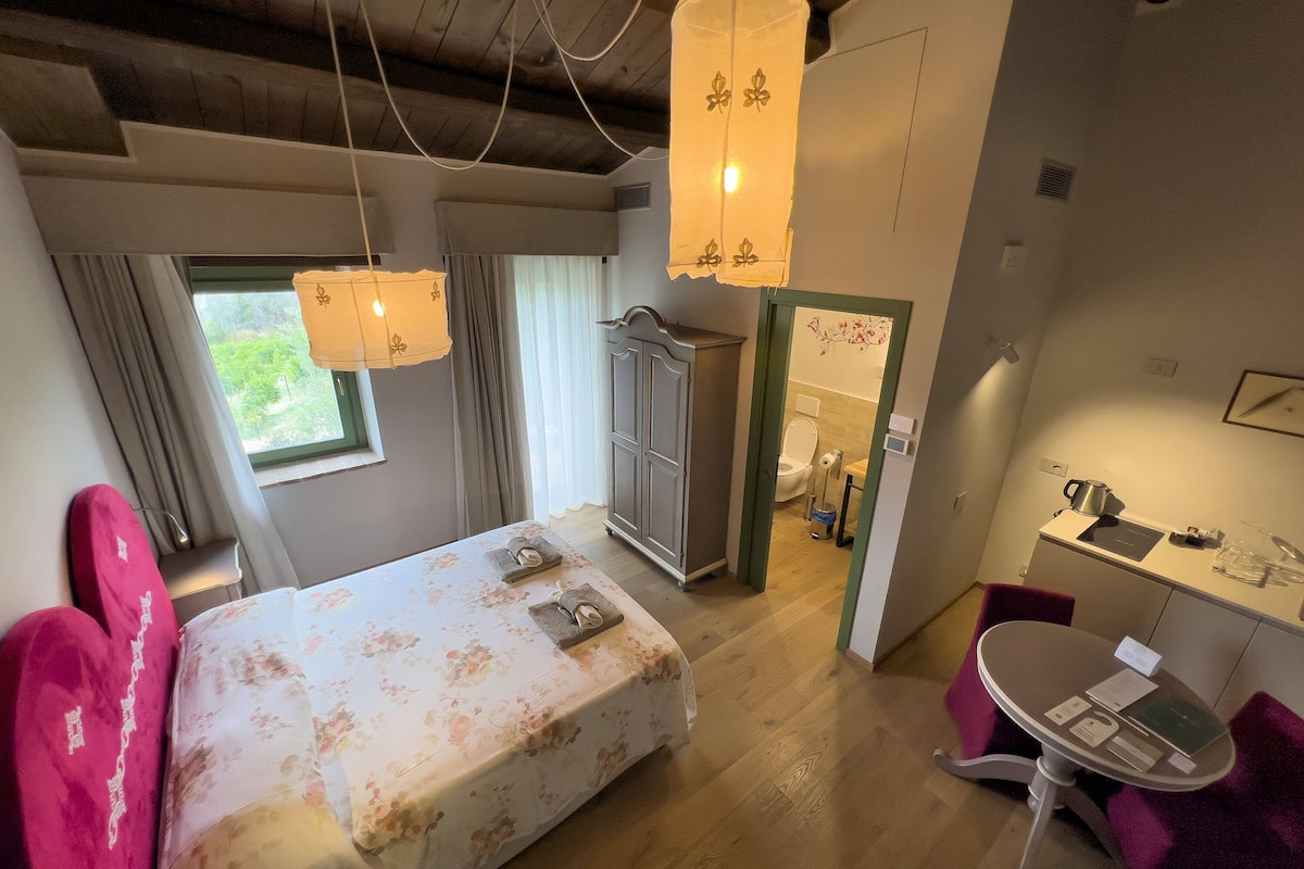 Superior Room, Balcony, Hill View