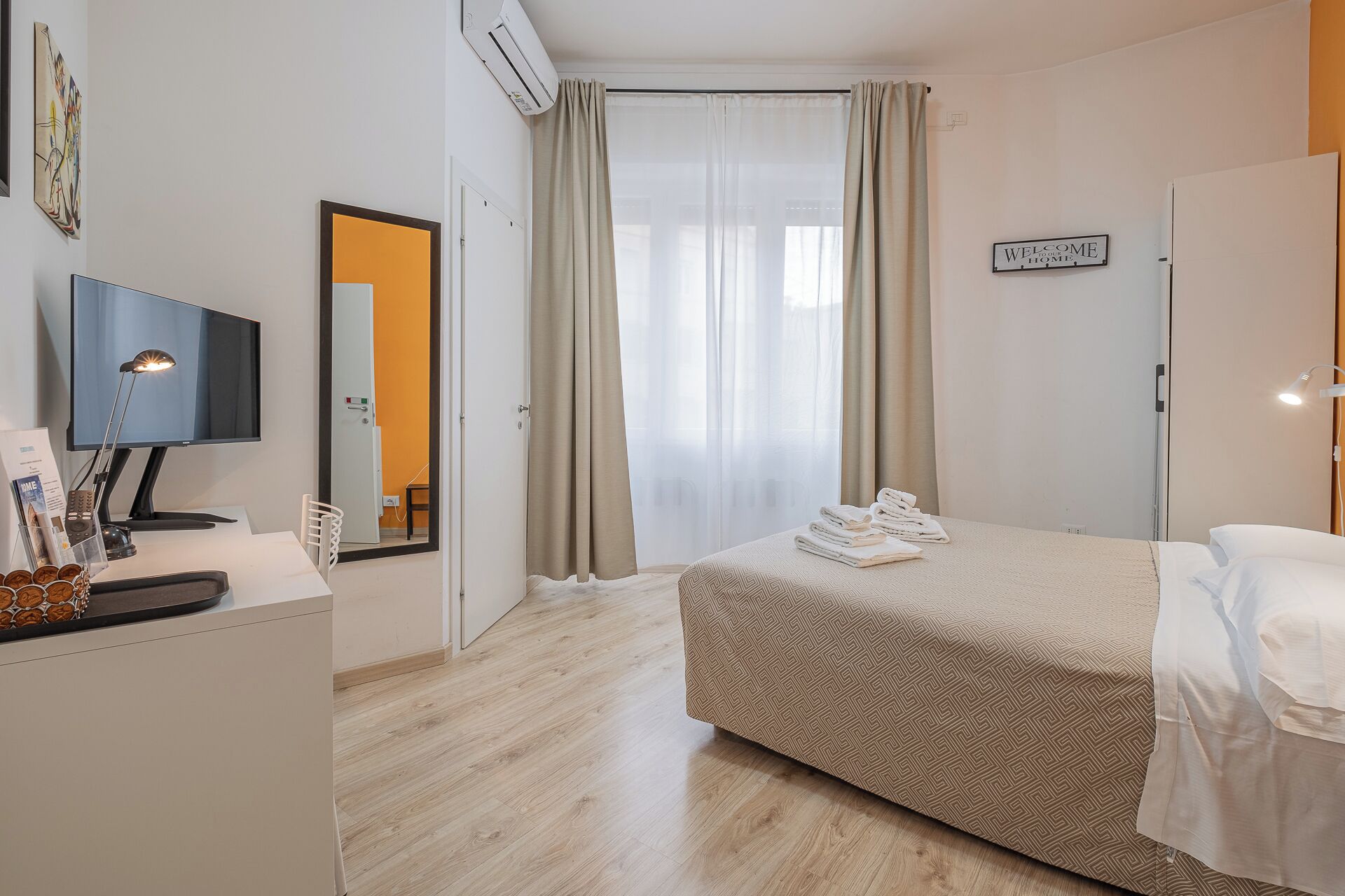 Double Room | Premium bedding, free minibar, in-room safe, desk