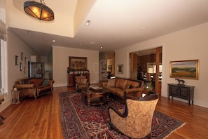 Maison Luxe, 5 chambres, balcon, vue montagne | Coin séjour