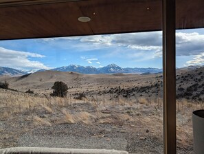 Exterior - Erik's Ranch (Livingston)