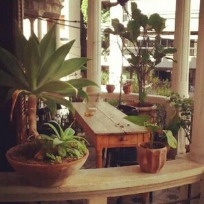 Terrace/patio - Hayete Guesthouse (Beirut)
