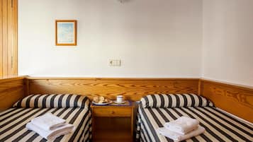 Apartment, 1 Bedroom, Terrace | Cribs/infant beds