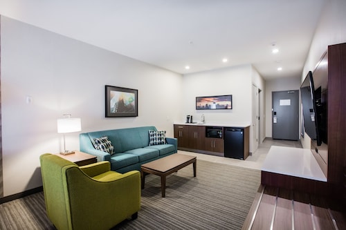 Holiday Inn Calgary South Conference Center by IHG