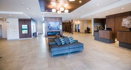 Holiday Inn Calgary South Conference Center by IHG