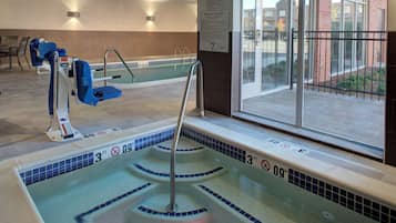 Bain à remous intérieur