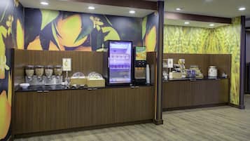 Free daily continental breakfast