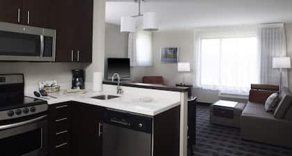 TownePlace Suites by Marriott Detroit Canton