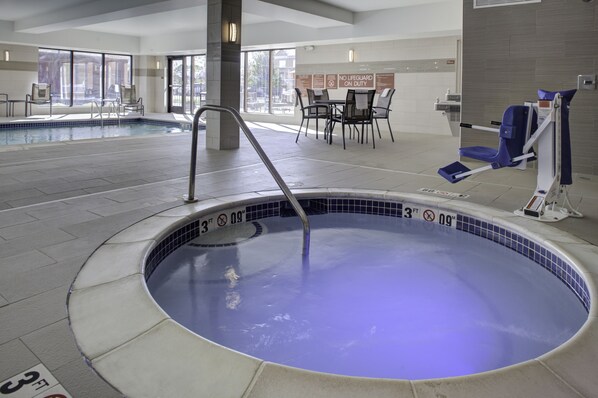 Indoor spa tub - TownePlace Suites by Marriott Detroit Canton (Canton)