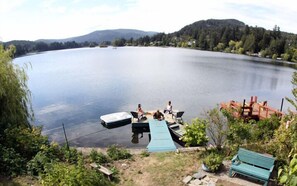 Suite, 2 chambres, vue lac, en bord de lac | Vue de la chambre