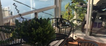 Leigh Lani Guest House