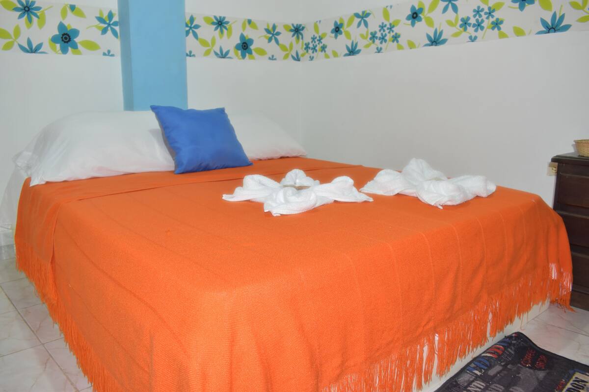 Ferros/tábuas de passar roupa, berços (sobretaxa)