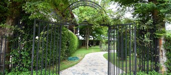 玫瑰別墅渡假村