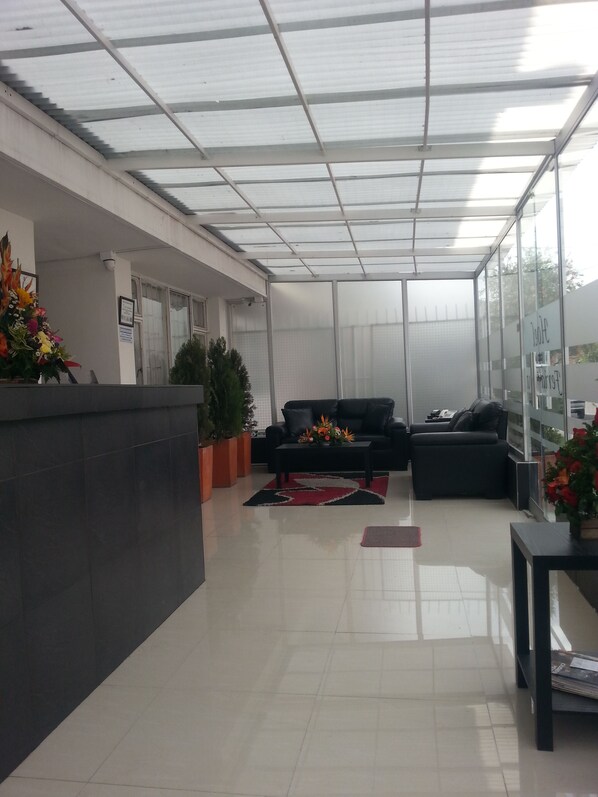 Lobby - Hotel Feria - Nova (Bogotá)