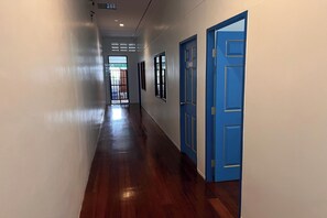 Habitación estándar con 2 camas individuales | Vista desde la habitación