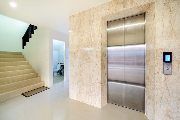 Interior - The Topaz Residence (Phuket)