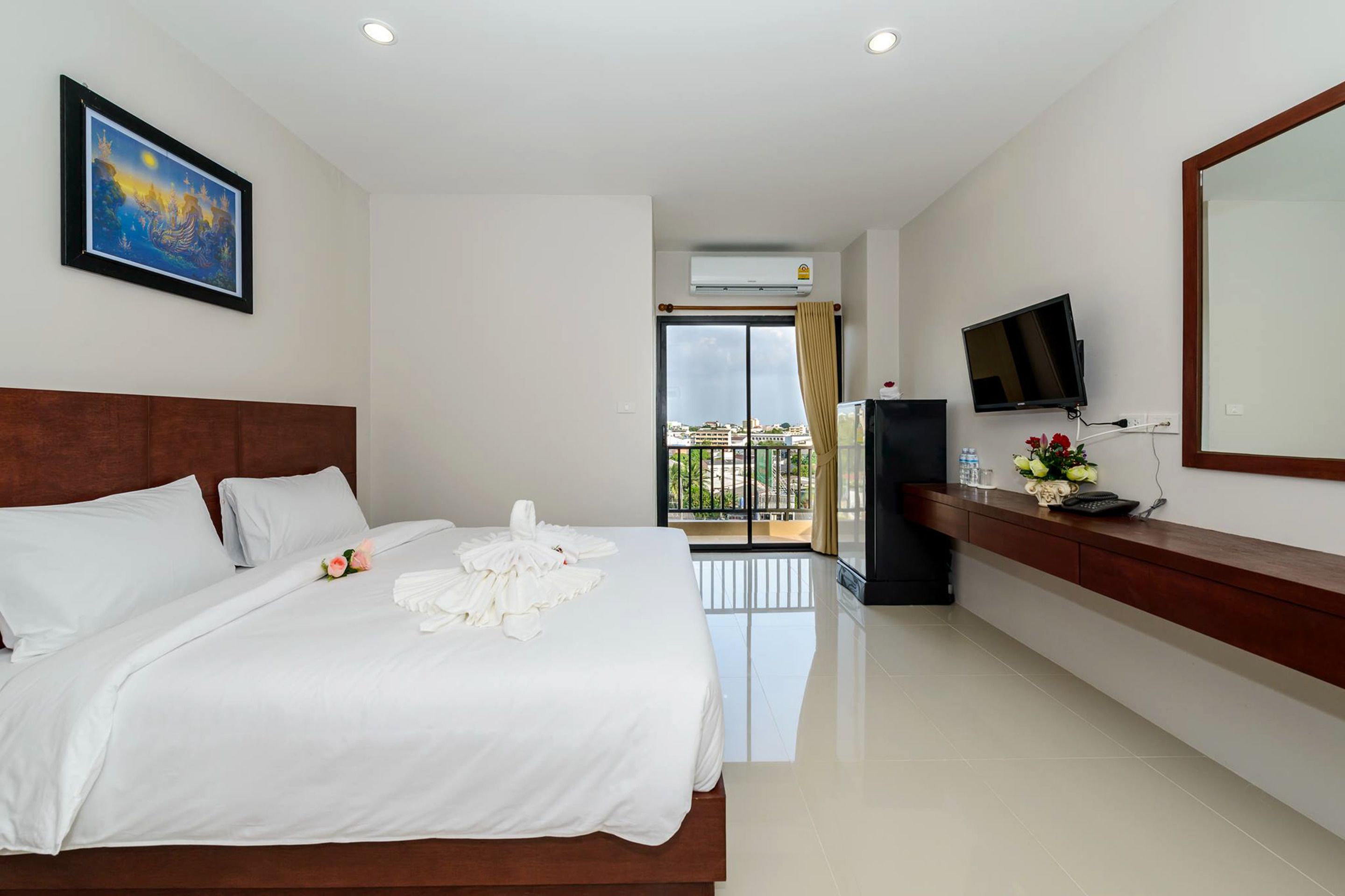 Foto - The Topaz Residence Phuket Town