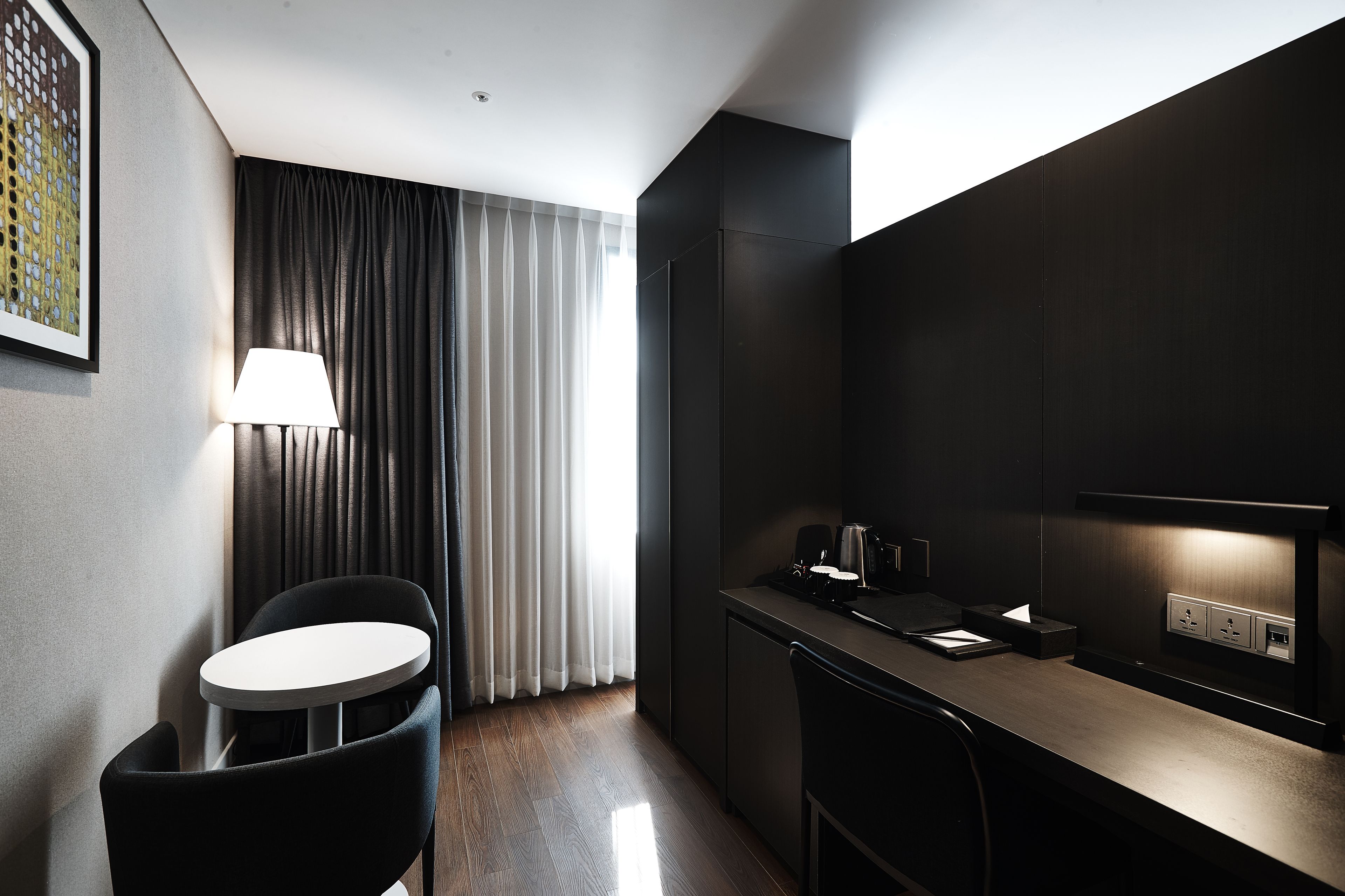 deluxe twin room | room amenity