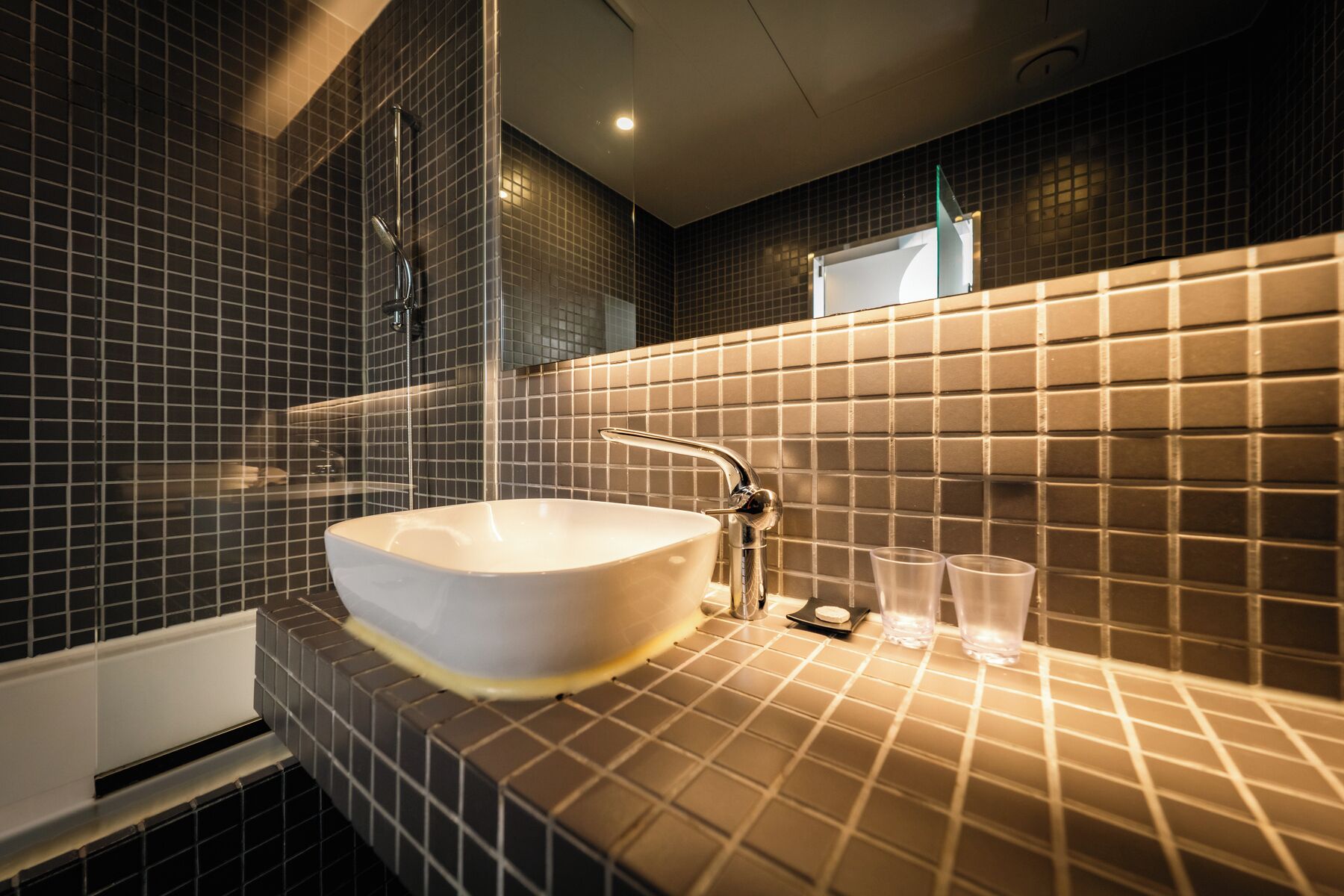 Standard Room, Bathtub (A) | In-room safe, desk, blackout drapes, soundproofing